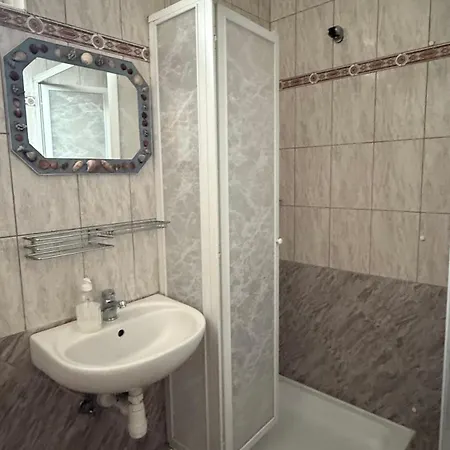 Luca Vendeghaz 2 Apartment